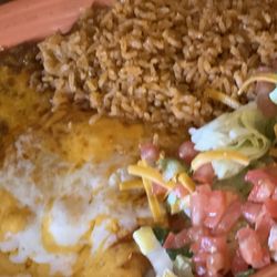 Mis Tres Amigos Mexican Restaurant & Cantina - Cheese enchilada