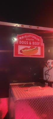 Wrigleyville South Dogs & Beef by null