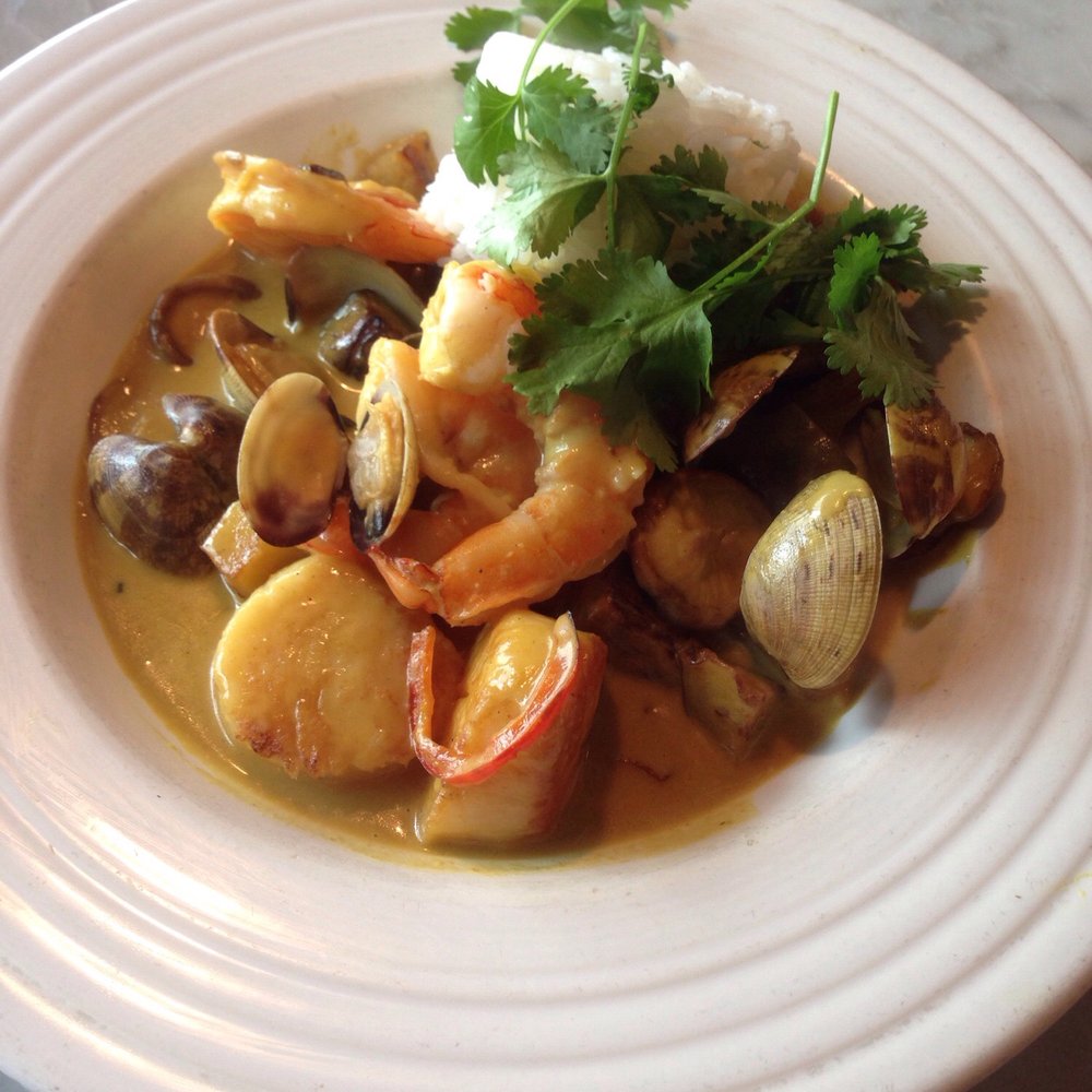 Mizuna - Lemon grass curry with prawns and clams - New American Near Me - Spokane, Washington Mizuna - Lemon grass curry with prawns and clams - New American Near Me - Spokane, Washington