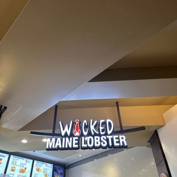 Wicked Maine Lobster - Sandwiches Near Me - Honolulu, Hawaii Wicked Maine Lobster - Sandwiches Near Me - Honolulu, Hawaii