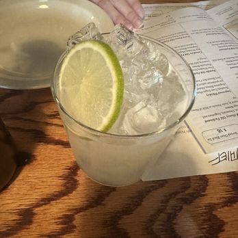 Hunter & Thief - Cocktail Bars Near Me - Lindenhurst, New York