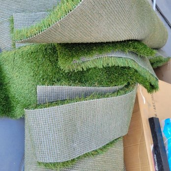 ITH Landscape - Closed up to the my selected artifical turf.  They have several for clients to select from. - Landscaping Near Me