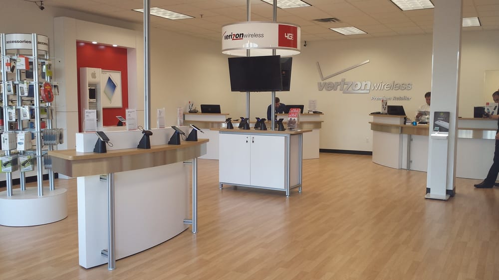 VERIZON WIRELESS PREMIUM RETAILER Updated September 2024 38 Town