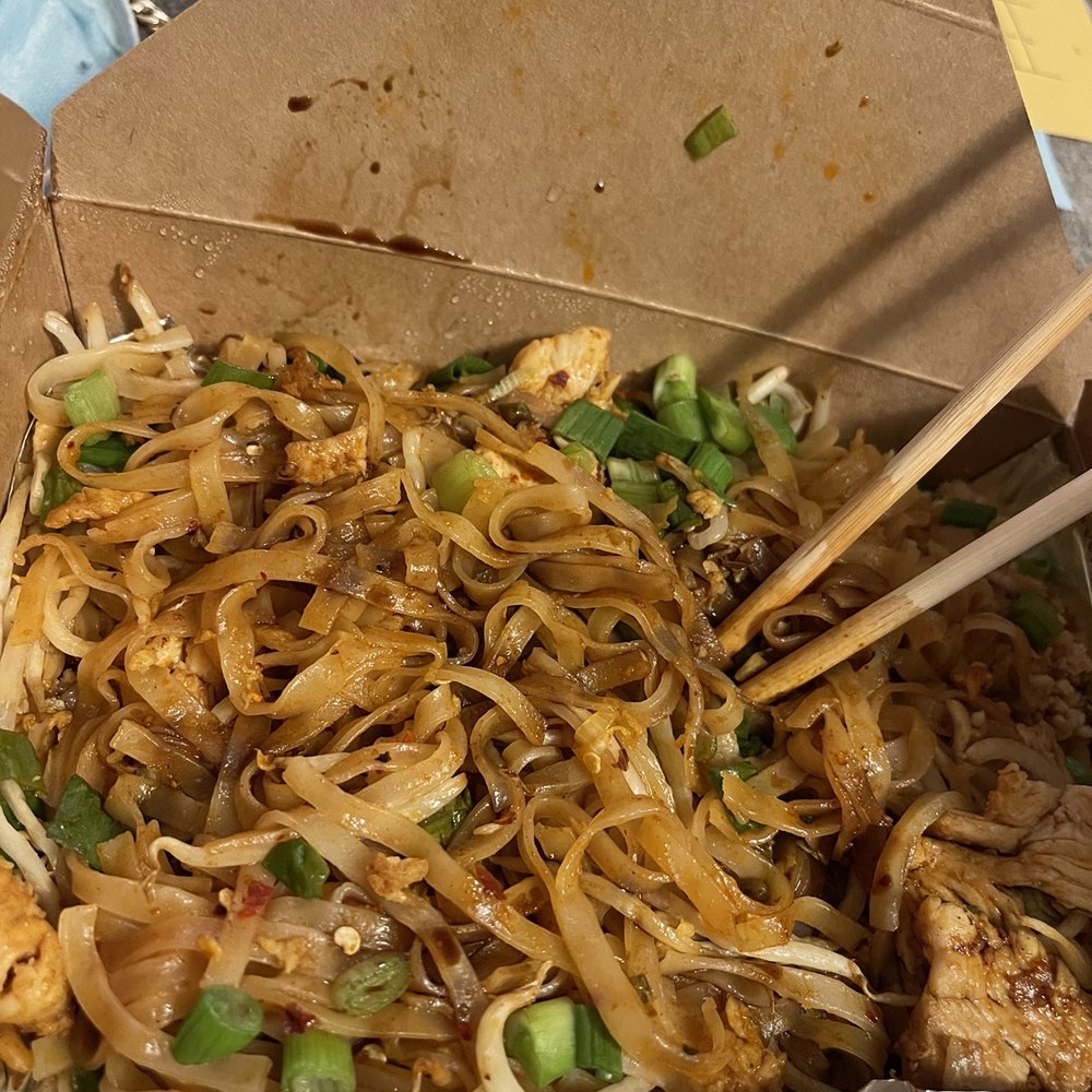 Royyim Thai - Pad Thai - Thai Near Me - Mesa, Arizona Royyim Thai - Pad Thai - Thai Near Me - Mesa, Arizona