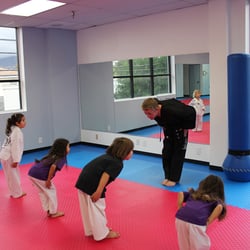 Westside Martial Arts - Kids' class bowing to Mr. Fitzgerald