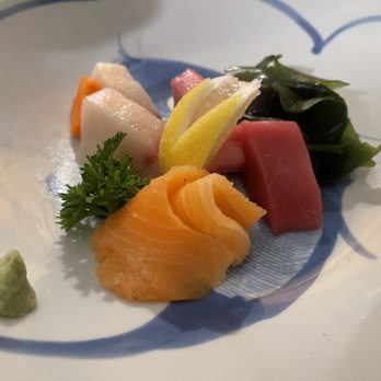 22Kailua - Sashimi - Breakfast & Brunch Near Me - Kailua, Hawaii