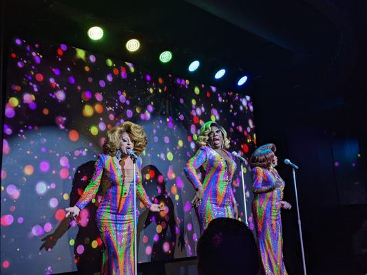 Roxy’s Cabaret by null