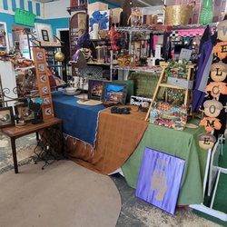 Ms Madi Mulberry's Thrift Shop & Neighborhood Market