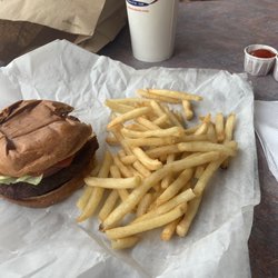 Tom's Drive In - Love their veggie burger combos