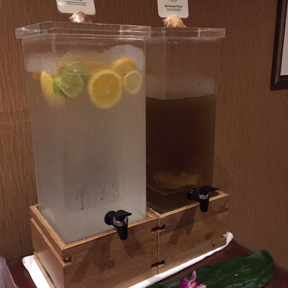 Fairmont Spa - The flavored water was delicious! The brown one was a combination of lemon grass/Tumeric/ginger! Sooooo ono!! - Day Spas Near Me - Wailea, Hawaii