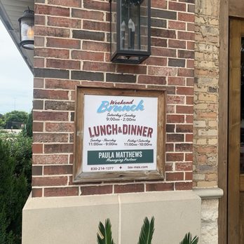 Lupe Tortilla Mexican Restaurant - Mexican Near Me - New Braunfels, Texas