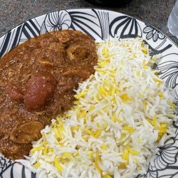 Daffodil Mediterranean Cuisine and Catering - 4. Spicy Chicken with Saffron Rice