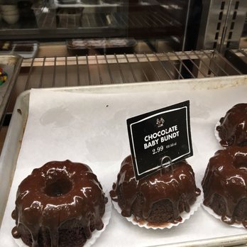 Corner Bakery Cafe - Choc lovers bundt - Breakfast & Brunch Near Me - Tukwila, Washington