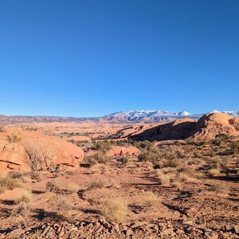 High Point Hummer and ATV - Hells Revenge | Instagram: @telephonesmoothie - Tours Near Me - Moab, Utah