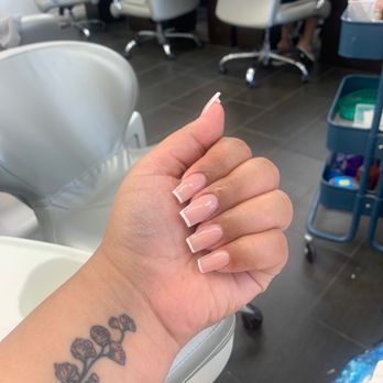 Tru Nail Spa - Nail Salons Near Me - Artesia, California