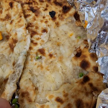 Momo N Curry - I don't eat aloo naan too often but I was under the impression that there would be some semblance of potato inside. - Himalayan/Nepalese Near Me - Somerville, Massachusetts