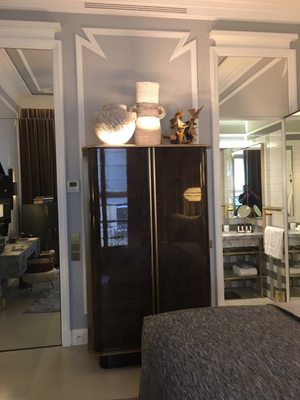 Nolinski Paris - Evok Collection by null
