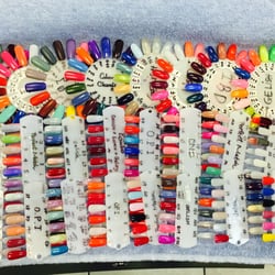 4 Star Nails - Matte? Matching gel-regular polish? Color changing? We have them all!