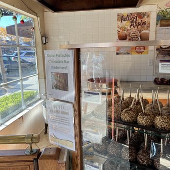 Rocky Mountain Chocolate Factory - inside - Chocolatiers & Shops Near Me - Solvang, California