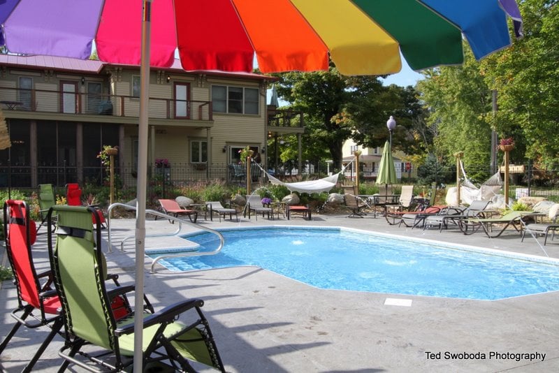 VINTAGE VIEWS RESORT Updated September 2024 144 Lakeshore Dr