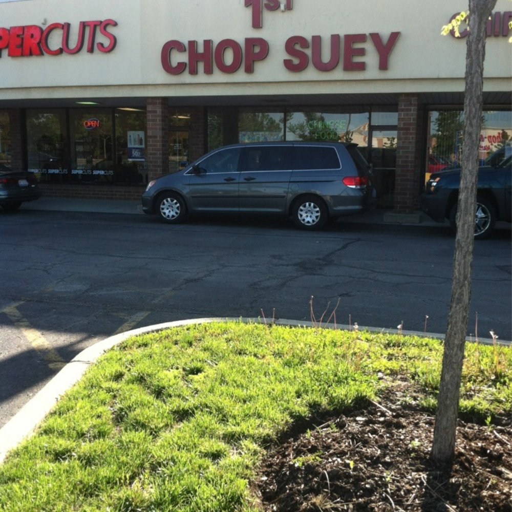 1st Chop Suey - A shot from the parking lot. - Chinese Near Me - Chicago, Illinois