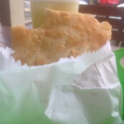 Pastel de Vento - Pastel e o caldo de cana
