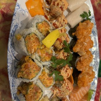 Sushi Miyagi - One of our weekly orders Spicy crispy salmon maki White tuna sushi Shaggy roll Scallop hotate Salamon sushi - Sushi Bars Near Me - Houston, Texas Sushi Miyagi - One of our weekly orders Spicy crispy salmon maki White tuna sushi Shaggy roll Scallop hotate Salamon sushi - Sushi Bars Near Me - Houston, Texas