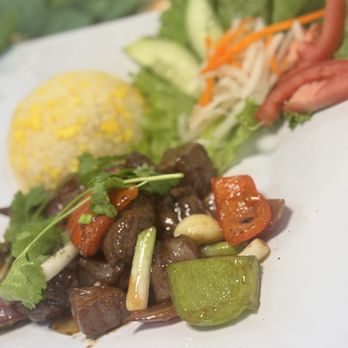 268 Cafe Window - Cơm bò lúc lắc - Vietnamese Near Me - Houston, Texas
