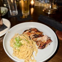 Garlic noodles with grilled chicken