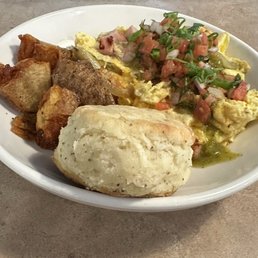 Western omelette and potatoes sooo good Western omelette and potatoes sooo good
