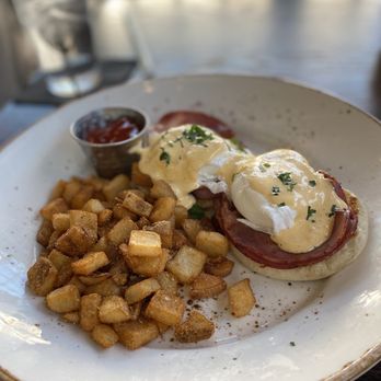 Local On North - Duluth - Egg Benedict - New American Near Me - Duluth, Georgia Local On North - Duluth - Egg Benedict - New American Near Me - Duluth, Georgia