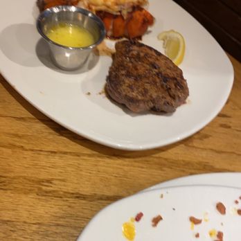Outback Steakhouse - 6oz Victoria's Filet Mignon* & Lobster - Steakhouses Near Me - Skokie, Illinois Outback Steakhouse - 6oz Victoria's Filet Mignon* & Lobster - Steakhouses Near Me - Skokie, Illinois