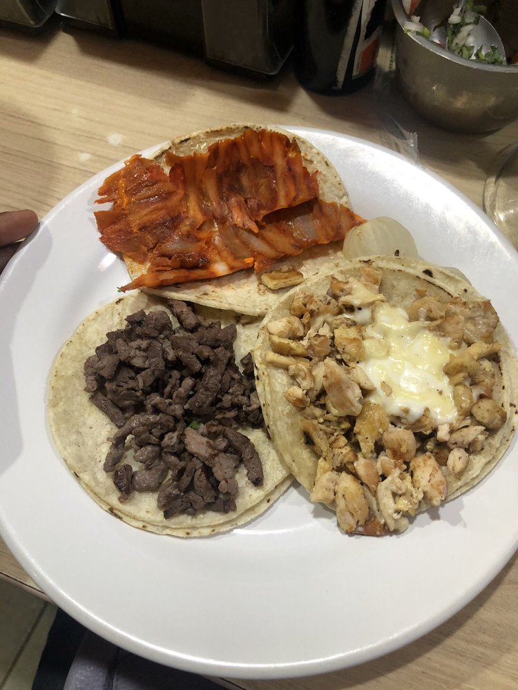 TAQUERÍA LOS TARASCOS 12 Photos & 11 Reviews Av. Nicolás Copérnico