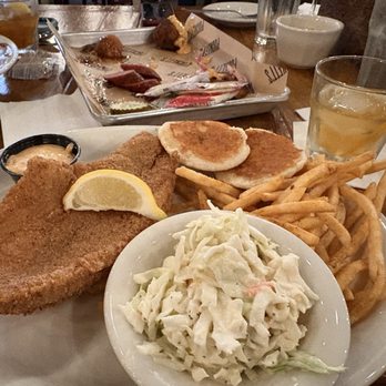 Puckett's Restaurant - Fried Catfish - Barbeque Near Me - Franklin, Tennessee