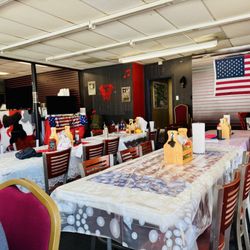 Nobody's T&K Pop Up Grill And Cafe
