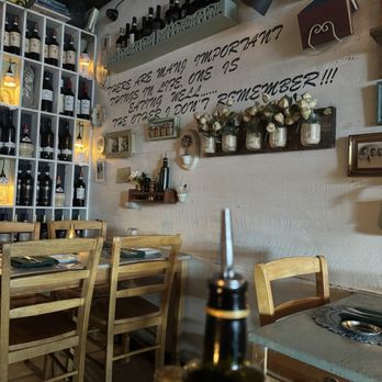 Pane e Vino - Beautiful ambiance!! - Italian Near Me - Miami Beach, Florida Pane e Vino - Beautiful ambiance!! - Italian Near Me - Miami Beach, Florida