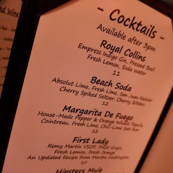 909 Coffee & Wine - Royal Collins with crushed brown basils - Wine Bars Near Me - Burien, Washington