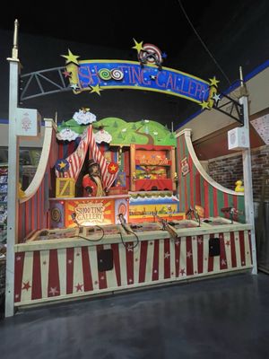 URANUS FUDGE FACTORY - Updated March 2025 - 38 Photos - 6404 National