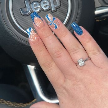 Essex Salon and Spa - Hair Salons Near Me - Coraopolis, Pennsylvania
