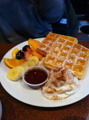 Honey Doughnuts & Goodies by null