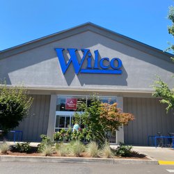 Wilco Farm Store - Salem - Exterior