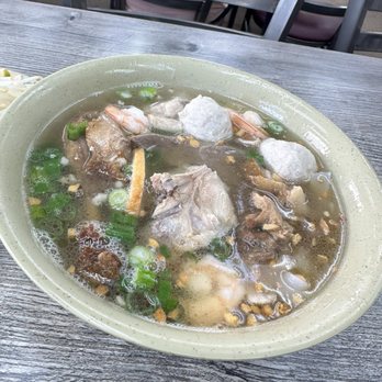 Katew Phnom Penh with Soup