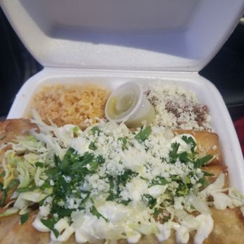 Nelly's Tacos - Rolled tacos - Mexican Near Me - Kahuku, Hawaii