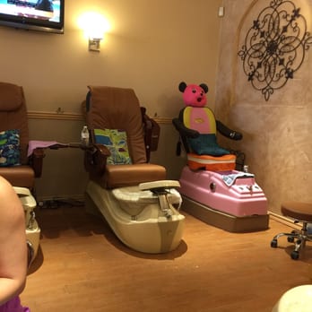 Star Nails Plus 5 - Cute chair for kiddos for when I bring my daughter with me. - Nail Salons Near Me - Waxahachie, Texas Star Nails Plus 5 - Cute chair for kiddos for when I bring my daughter with me. - Nail Salons Near Me - Waxahachie, Texas