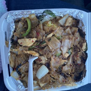 Sizzling Thai Kitchen - N4. Drunken Noodles - Thai Near Me - Downey, California Sizzling Thai Kitchen - N4. Drunken Noodles - Thai Near Me - Downey, California