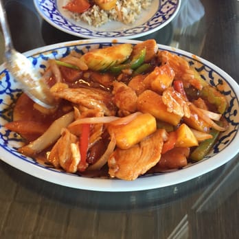 Moo Dang - Sweet & Sour Chicken - Thai Near Me - Reno, Nevada