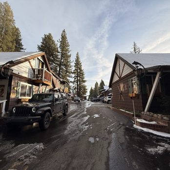 RedWolf Lakeside Lodge - Hotels Near Me - Kings Beach, California RedWolf Lakeside Lodge - Hotels Near Me - Kings Beach, California