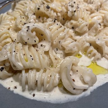Rose Mary - Cacio e Pepe - Italian Near Me - Chicago, Illinois Rose Mary - Cacio e Pepe - Italian Near Me - Chicago, Illinois