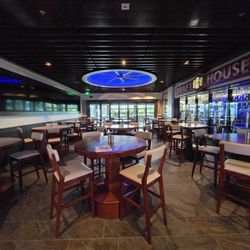 Five Four Restaurant & Drafthouse