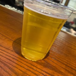 Between The Rinks - Restaurant & Bar - Simple Bud, poured by the great Rey! Great bartender, fun personality and just a down great person. **cheers**